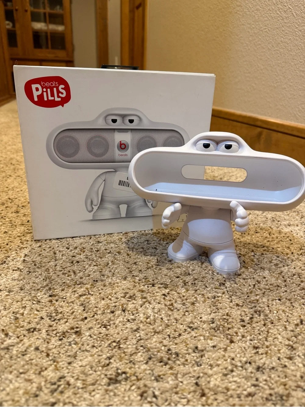 Beats Pills Dude Speaker Stand – White